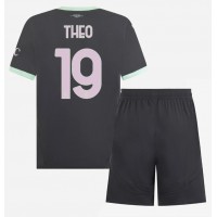 AC Milan Theo Hernandez #19 Fotballklær Tredjedraktsett Barn 2024-25 Kortermet (+ korte bukser)